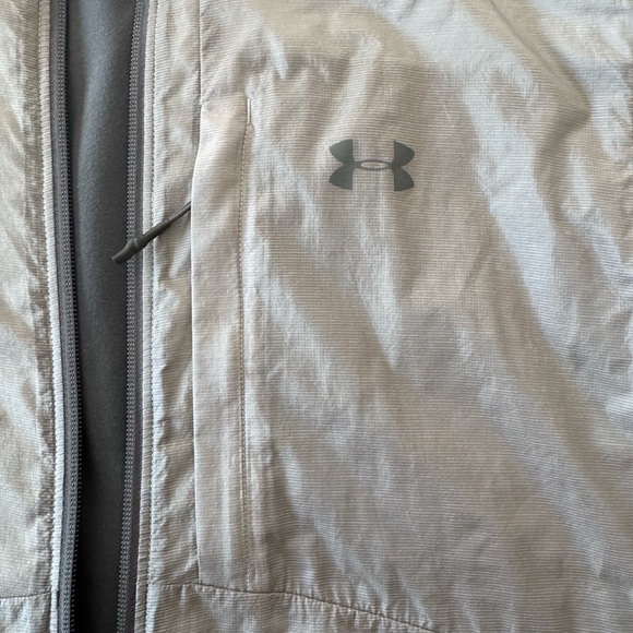 Under armor Men's Gray Vest - Picture 4 of 8